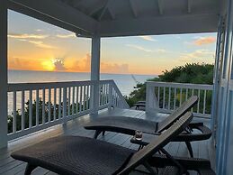 Refuge By The Sea: Tranquil Cottage