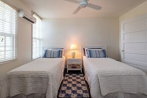 Captain'S Quarters: Restored Waterfront Home With Sunset Views