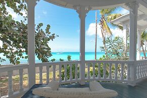 Captain'S Quarters: Restored Waterfront Home With Sunset Views