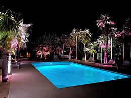Windermere Paradise: Luxurious Estate With Amenities