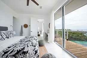 Modernized Beach House With Pool