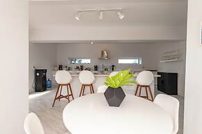 Modernized Beach House With Pool