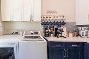 Pink Sand Paradise: Luxury Home With Heated Pool