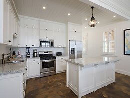 Coastal Chic: New Luxury Oceanfront Home With Sunset Views