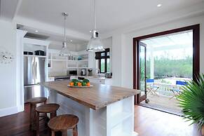 Beachside Beauty: Brand New Home With Pool