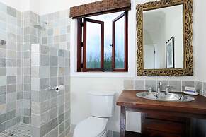 Beachside Beauty: Brand New Home With Pool