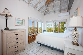 Pink Sands Retreat: Secluded Estate With Pool