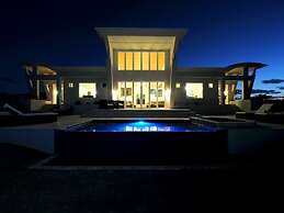 Ocean Vista: Contemporary Villa With Panoramic Views