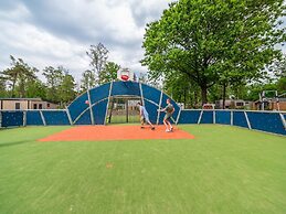 Nice Holiday Home in a Holiday Park