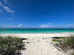 Tranquil Waters: Private Oceanfront Retreat
