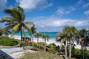 Tranquil Waters: Private Oceanfront Retreat