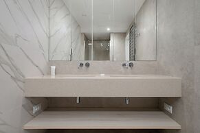 Apartment Unique by Renters Prestige