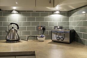 Myrtle Cottage With Free Parking By My Getaways