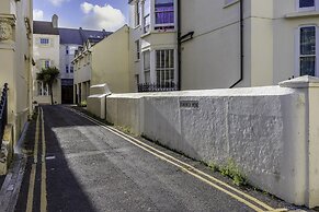 Myrtle Cottage With Free Parking By My Getaways