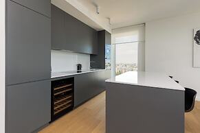 Unique Tower Warsaw by Renters Prestige