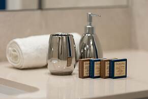 Unique Tower Warsaw by Renters Prestige