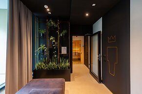 Unique Tower Warsaw by Renters Prestige