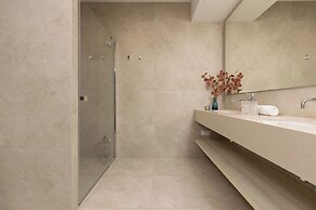 Unique Tower Warsaw by Renters Prestige