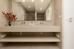 Unique Tower Warsaw by Renters Prestige