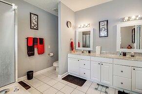 Spacious Richmond Hill Hideaway w/ Deck!