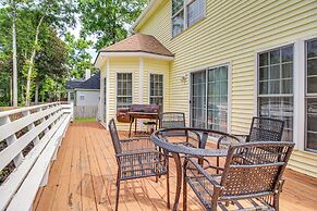 Spacious Richmond Hill Hideaway w/ Deck!