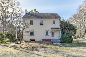 Historic Glen Allen Home ~ 11 Mi to Richmond!