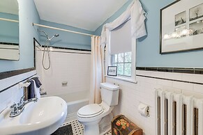 Historic Glen Allen Home ~ 11 Mi to Richmond!