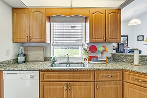 Port Charlotte Home ~ 3 Mi to Beach & Harbor!