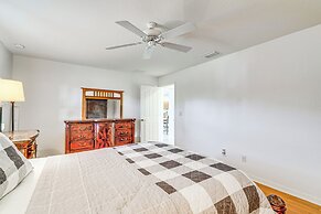 Port Charlotte Home ~ 3 Mi to Beach & Harbor!