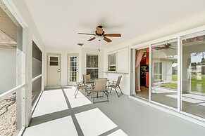 Port Charlotte Home ~ 3 Mi to Beach & Harbor!