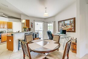 Port Charlotte Home ~ 3 Mi to Beach & Harbor!