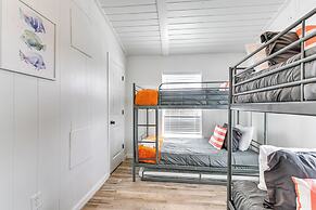 Walk to Beach & State Park: Texas Gulf Coast Home