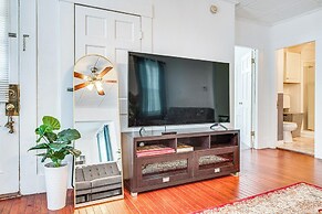 Walkable Nashua Apartment - Close to Downtown!