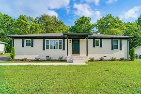 1 Mi to Downtown Gallatin: Family-friendly Home!