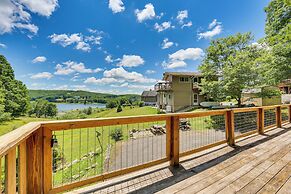 Walk to Alpine Lake: Terra Alta Cabin w/ Deck