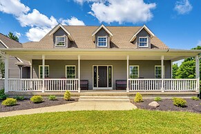 Spacious Thornville Home ~ 8 Mi to Buckeye Lake!