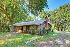 Pet-friendly Ehrhardt Home w/ Private Pond & Yard!