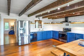 ~ 10 Mi to Downtown: Murfreesboro Area Cabin