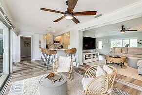 Waterfront Palmetto Home w/ Private Fishing Dock!