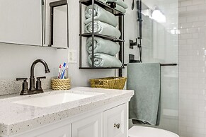 Waterfront Palmetto Home w/ Private Fishing Dock!