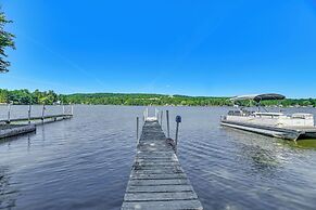 Cottage on Lamoka Lake w/ Deck, Grill & 3 Kayaks