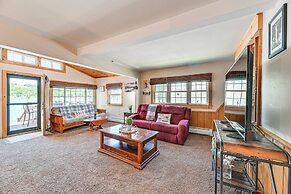 Cottage on Lamoka Lake w/ Deck, Grill & 3 Kayaks