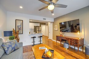 Fourth Ward Apartment: 1 Mi to Downtown Houston!