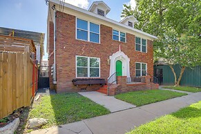 Fourth Ward Apartment: 1 Mi to Downtown Houston!
