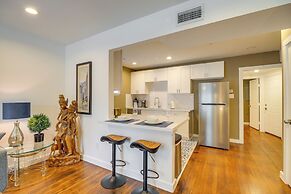 Fourth Ward Apartment: 1 Mi to Downtown Houston!