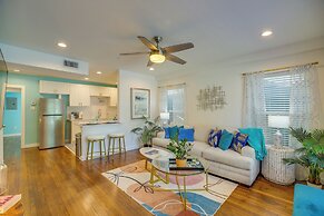 Central Houston Apartment w/ Furnished Patio!