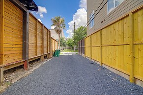 Pet-friendly Houston Apartment: Walk to Midtown!