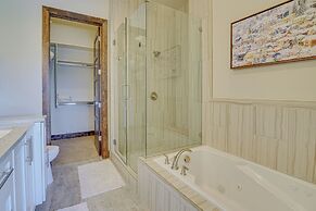 Park City Townhome w/ Hot Tub - Steps to Slopes!