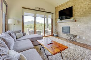 Park City Townhome w/ Hot Tub - Steps to Slopes!