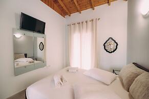 Elysium Countryside House Jacuzzi - Doune